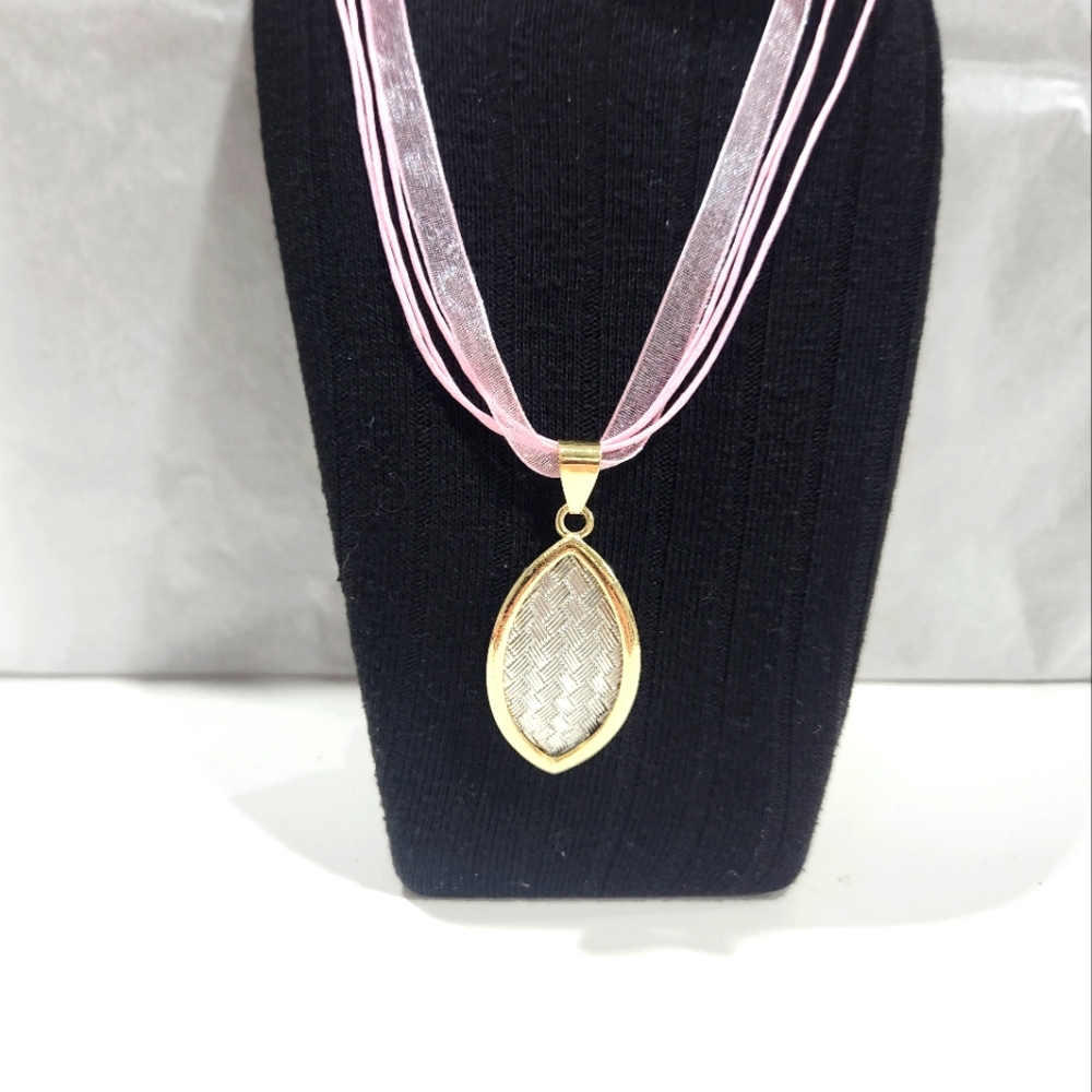 Fashionable Pendant